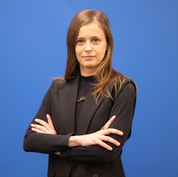 Dragoș Pîslaru explică public numirea Alinei Gîrbea, cumnata lui Drulă, ca secretar de stat la MIPE: „Are un CV impecabil”