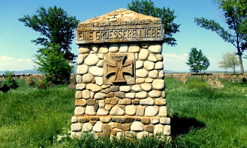 95 000 de soldaţi germani înmormântaţi în România jpeg