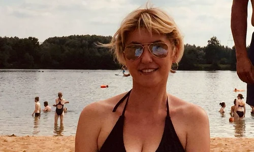 1 ema viziru sexy in costum de baie la plaja in germania sotia lui lucian viziru 1 jpg jpeg