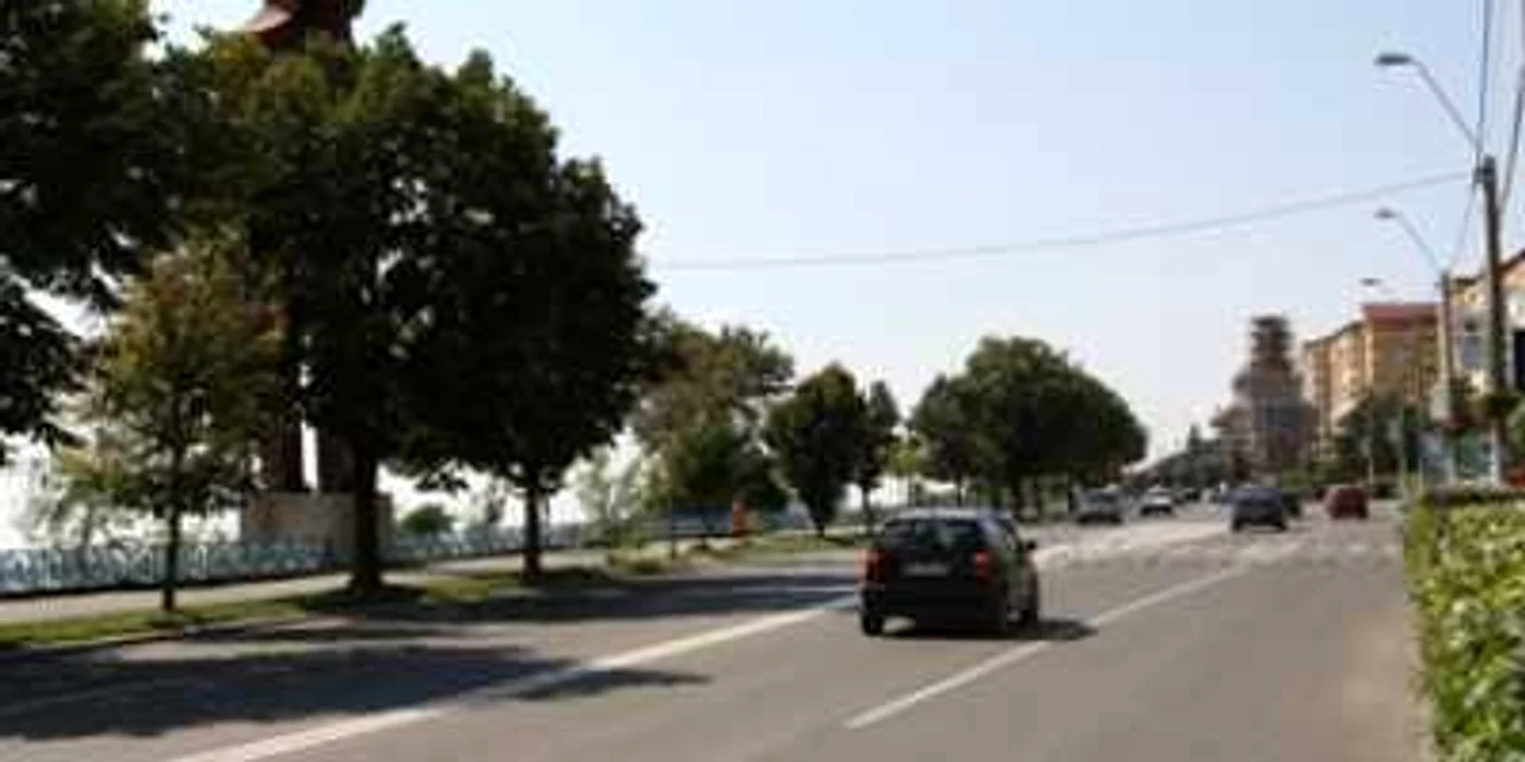 Galaţi: Atenţie! Circulaţia este blocată pe Faleza Superioară a Dunării, vineri dimineaţă