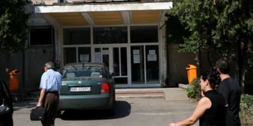 Galaţi: Încă se acordă consultaţii în  fosta Policlinică  Muncipală