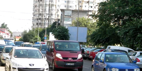 Șoferii vor fi dirijați pe rute ocolitoare
