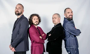 Stand up Revolution 2 jpg