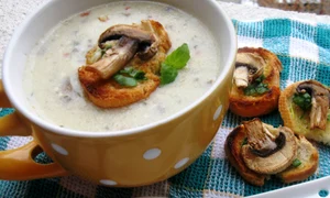 supa de usturoi jpeg