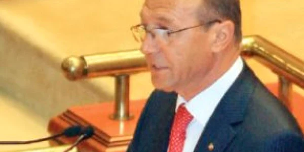 Traian Băsescu: "Garantez pentru toţi membrii familiei mele!"