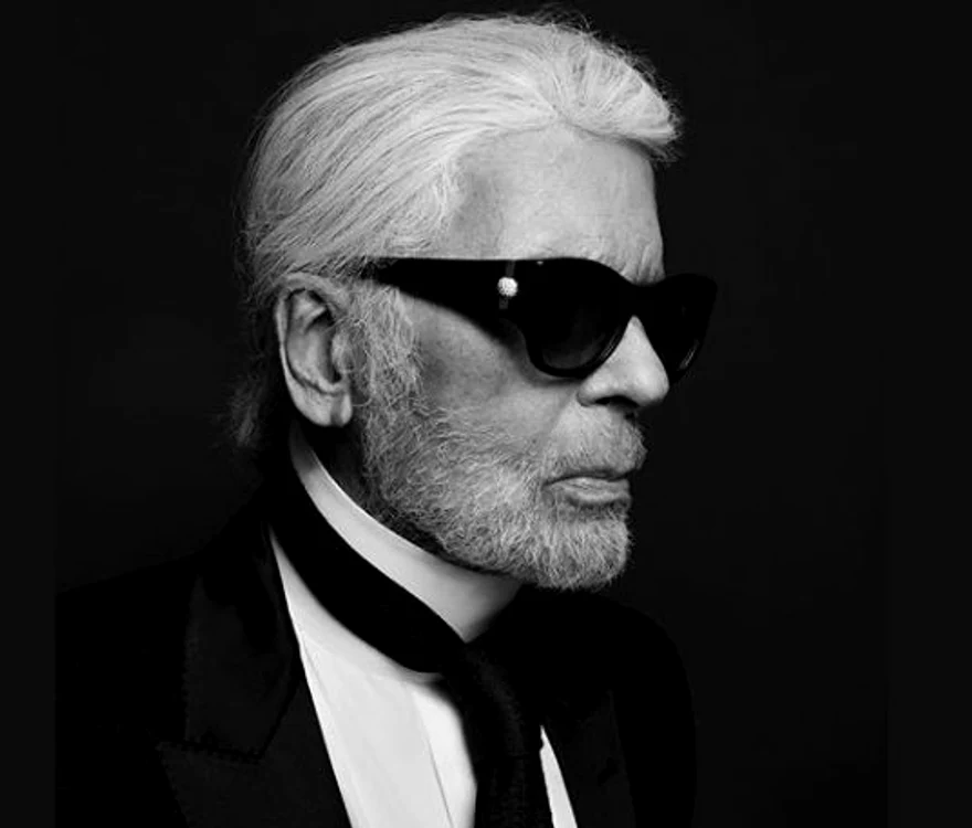 
    Karl Lagerfeld a murit la 85 de aniFoto: Instagram Chanel  