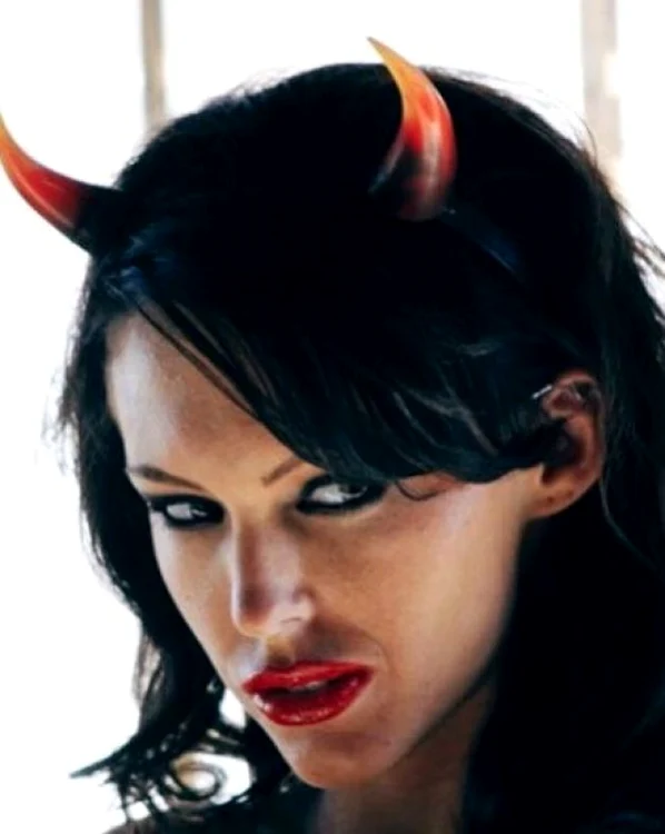 brittni de la mora starleta porno pastor foto captura foto instagram