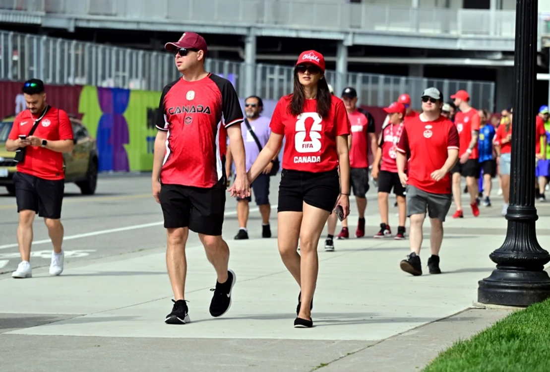 Fanii canadieni au umplut stadionul din Toronto cu un sfert de oră înaintea startului (Foto: EPA)