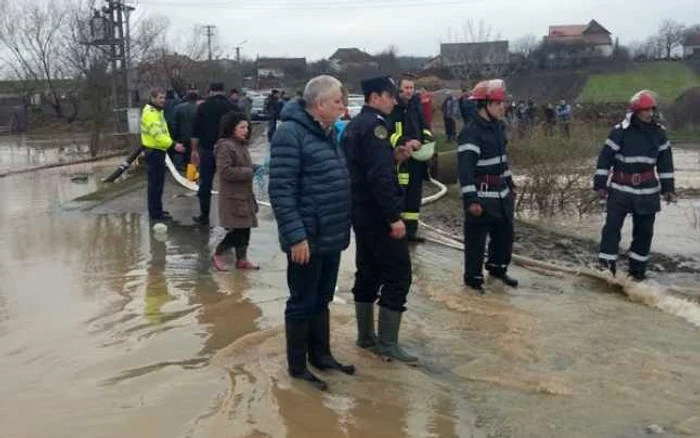 O serie de probleme sunt şi în ceea ce priveşte digurile de protecţie. Foto: Ionuţ Dincă