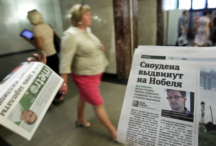 Edward Snowden rămâne blocat în zona de tranzit a unui aeroport din Moscova. FOTO: Reuters