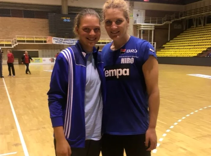 Crina Pintea si sora ei, Andreea Ailincăi