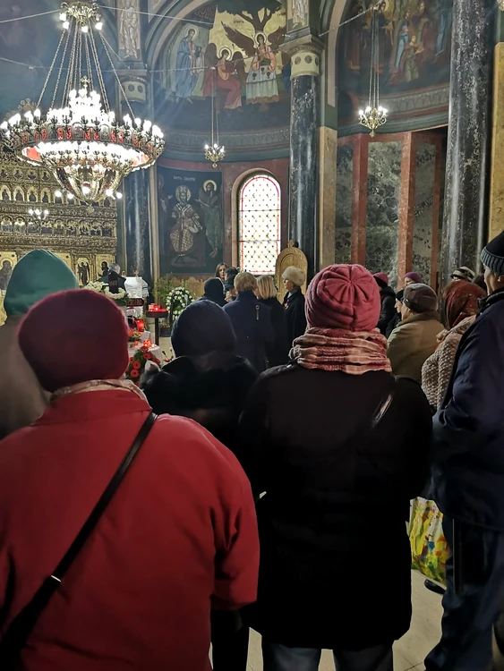Unite de tragedie, Rodica Țopescu și Christel Ungar, cea de-a treia soție a lui Cristian Țopescu, au plâns-o pe Cristina la capela CImitirului Bellu