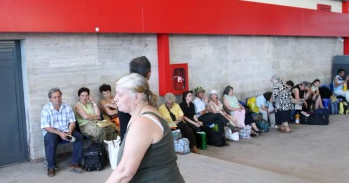 Doctorii spun că orice femeie poate face investigaţii la acest ecograf. Foto: Arhivă.