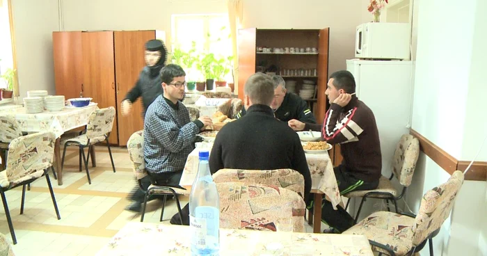 La Mănăstirea Viforâta se mănâncă numai de post