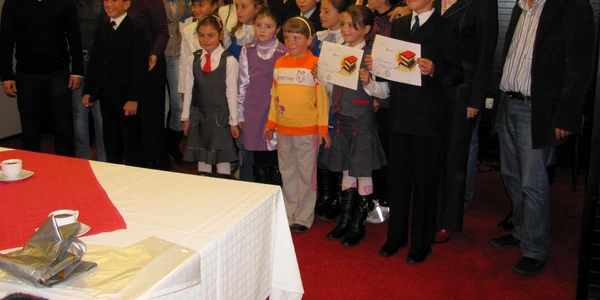 Copiii au fost premiaţi de Rotaract
