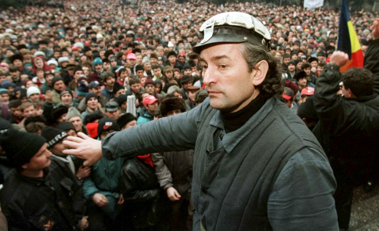 EXCLUSIV Miron Cozma, sursa âPaulâ a SecuritÄÅ£ii. âLuceafÄrul huileiâ scria note informative despre ortaci, dar Åi despre problemele economice din minÄ
