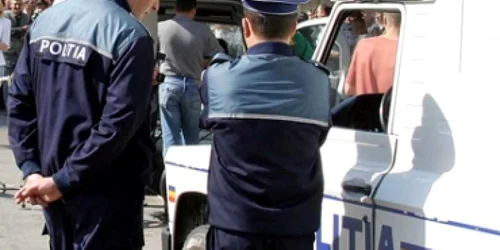 Poliţiştii au găsit o surpriză în portbagaj - imagine arhivă ADS Ploieşti