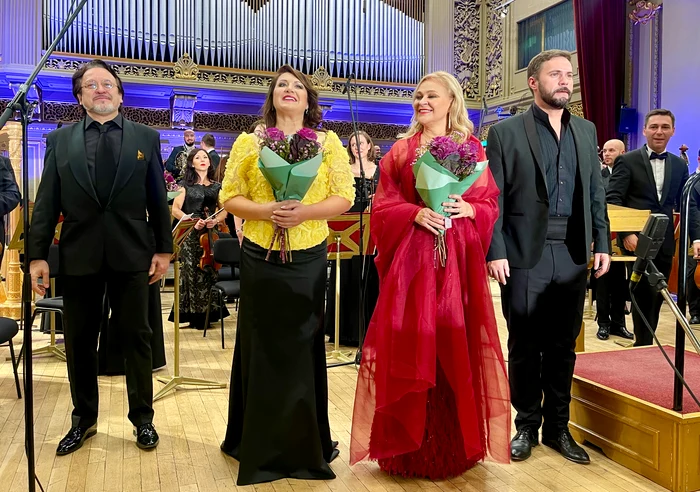 Marius Vlad Budoiu, Cellia Costea, Ruxandra Donose, Florin Estefan, dirijorul Constantin Grigore