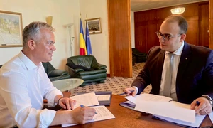 adrian vestea si florin zaharia, propunerea pentru MIPE FOTO Facebook jpg