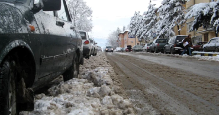 Suceava: Stocul de antiderapant ajunge doar pentru o lună de iarnă