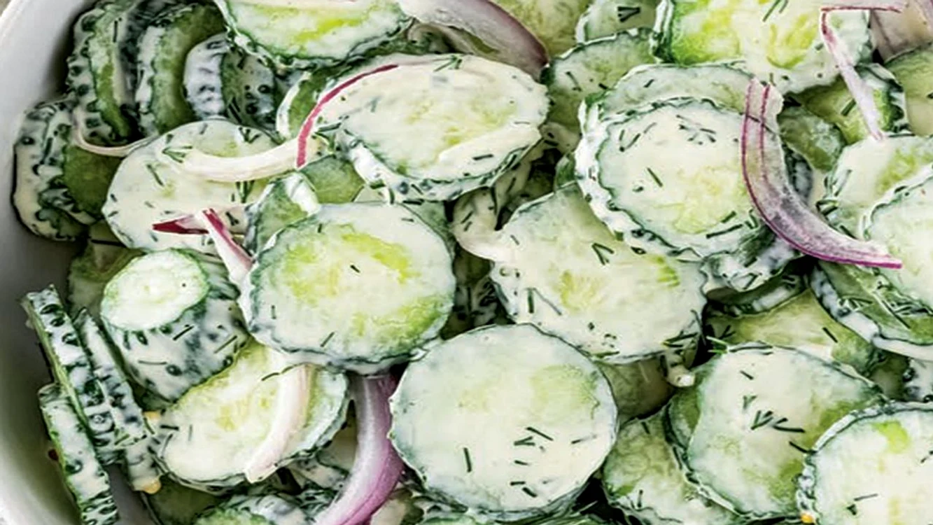 salata greceasca de castraveti jpg