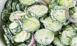 salata greceasca de castraveti jpg