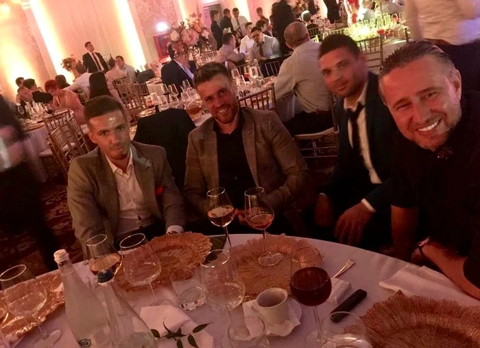 Chipciu, Pintilii si Adi Popa, alături de fostul lor antrenor, Laurențiu Reghecampf