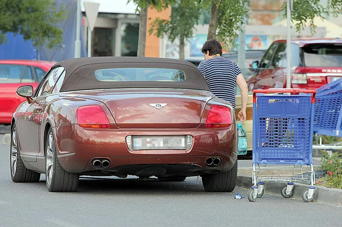 Bidonul cu apă n-a mai încăput în portbagaj