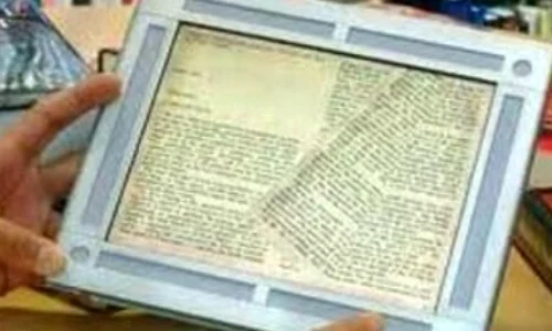 Studiourile Warner Bros  vor lansa scenariile unor filme celebre în format e book jpeg