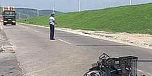 Satu Mare: S-au izbit cu mopedul de un pod