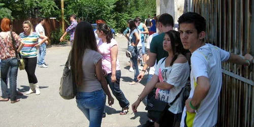 Ultima proba a examenului de bacalaureat, la Colegiul Tehnic Traian