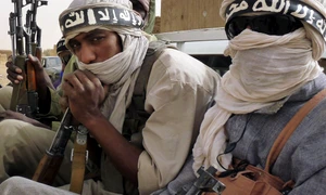 Membrii grupărilor islamiste apropiate de Al-Qaida fac legea în nordul statului Mali