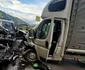 Accident pe Valea Oltului - DN7- la Călineşti Vâlcea - coliziune între trei vehicule soldată cu o victimă Foto Adevărul