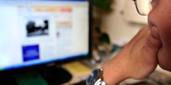 Bărbatul a pus filmul a doua oară chiar de pe adresa de mail a victimei