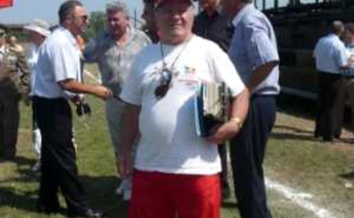 Turnu Severin: Marius Bebe Tutunaru, un sportiv care la 76 de ani nu renunţă la bicicletă
