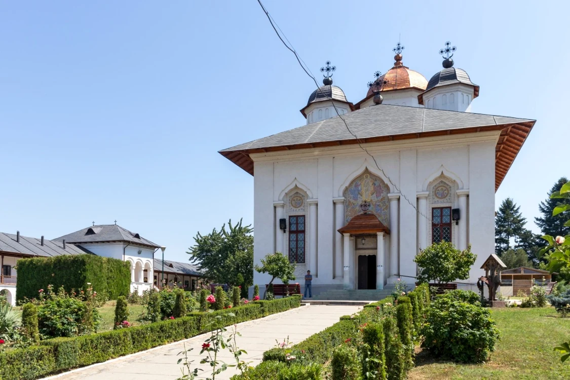 Mănăstirea Cernica FOTO Shutterstock