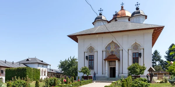 Manastirea Cernica FOTO Shutterstock 