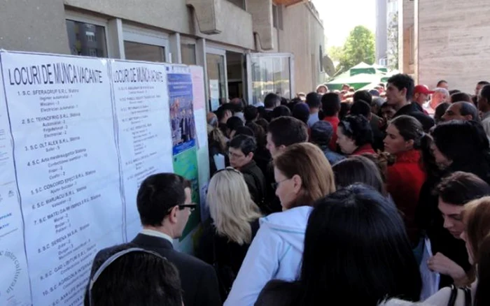 La eveniment pot participa toţi braşovenii aflaţi în căutarea unui loc de muncă. FOTOArhivă.