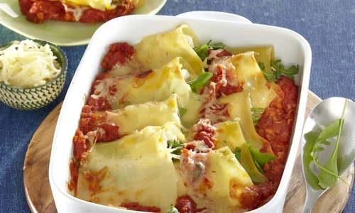 rulouri de lasagna cu cremă de brânză jpeg