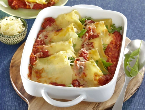 rulouri de lasagna cu cremă de brânză jpeg