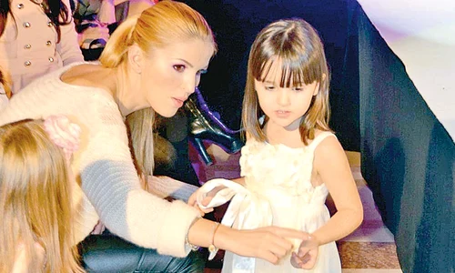 2012: În ultima vreme, Adrian e din ce  în ce mai prezent în viaţa fetiţei sale,  Rania, şi a fostei iubite, Denisa jpeg