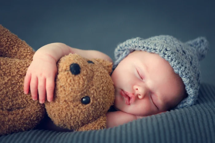 Saltelele și lenjeria pentru copii emit substanțe toxice în timpul somnului FOTO Shutterstock