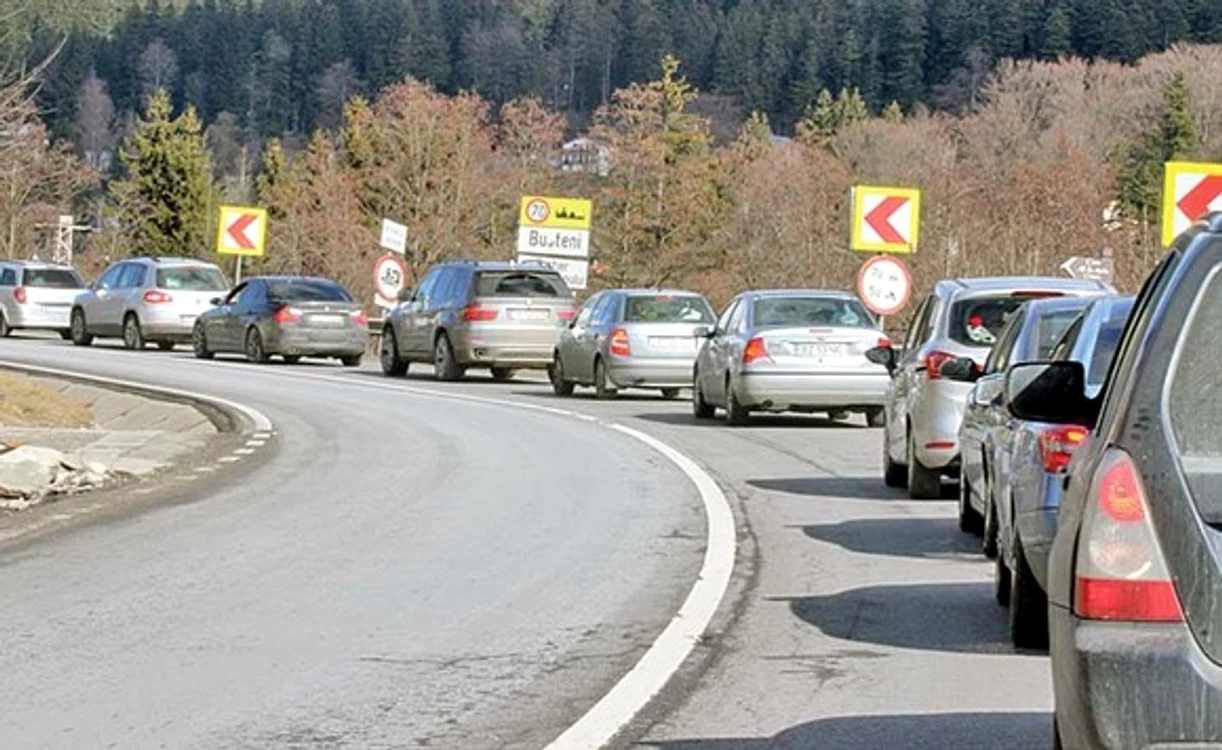 
    Trafic intens pe A 2 Bucureşti - Constanţa  