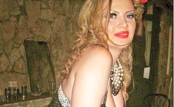 Oana Lis are un decolteu de infarct