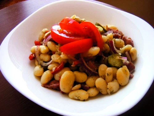 salata de fasole uscata jpeg