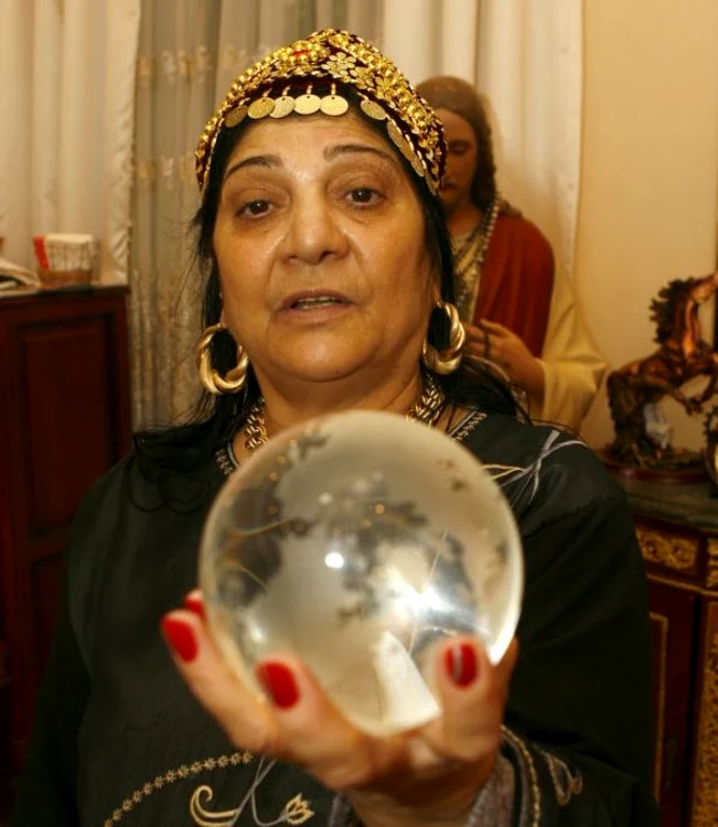 
    Maria Câmpina spune că Bote a venit la ea pentru a-l ajuta.  