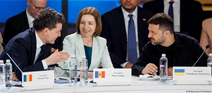 Președinții Nicușor Dan, Volodimir Zelenski și președinta Maia Sandu, la summitul de la Odesa