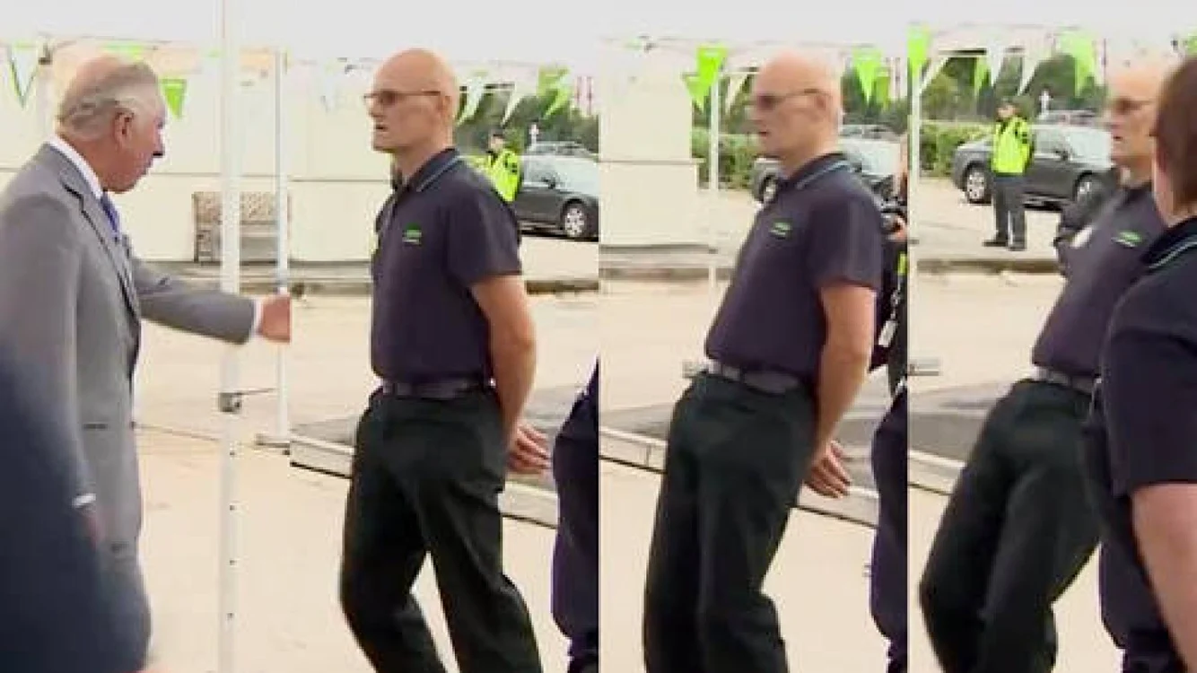 Momentul în care angajatul supermarketului leşină în faţa prinţului Charls FOTO smoothradio.com