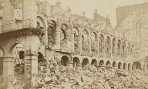 Estetica ruinelor: Parisul în 1871, distrus în timpul Comunei jpeg