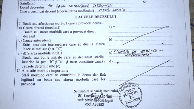 Cum și-a dat ultima suflare femeia care a băut substanța de contrast. Fiul său: „Asistenta era mai șocată decât mine”